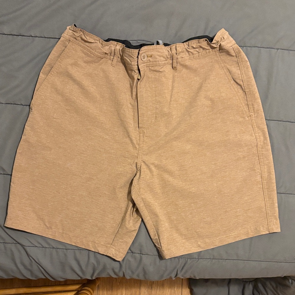 Goodfellow & Co Men's Beige Flat Front Shorts